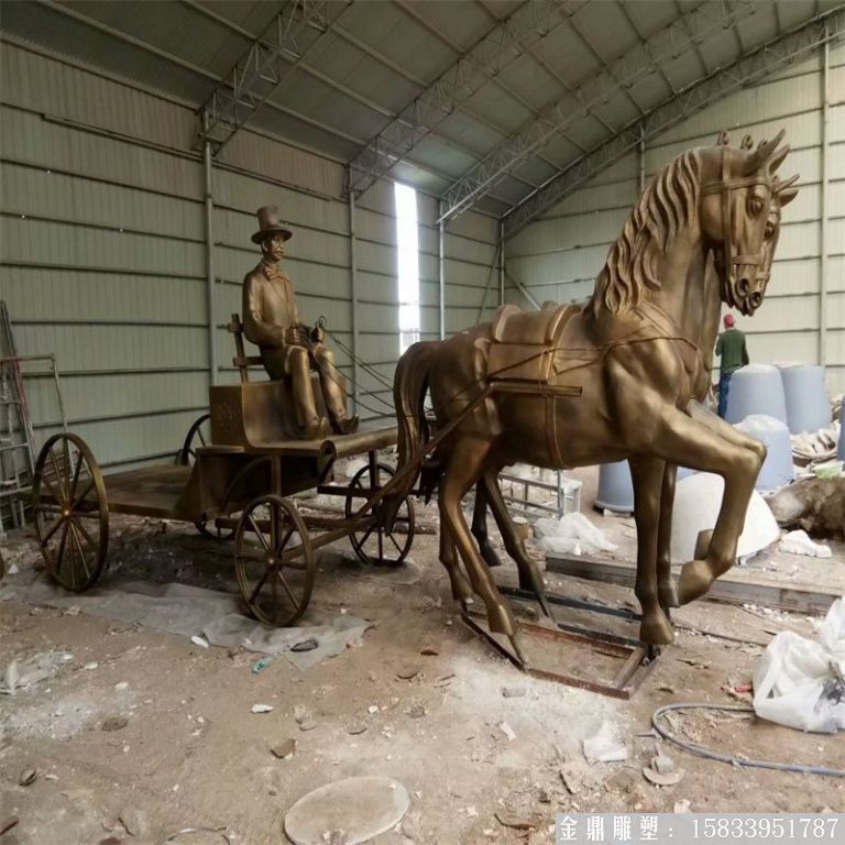 玻璃鋼仿銅馬車雕塑，馬車雕塑定做，啤酒節(jié)馬車雕塑